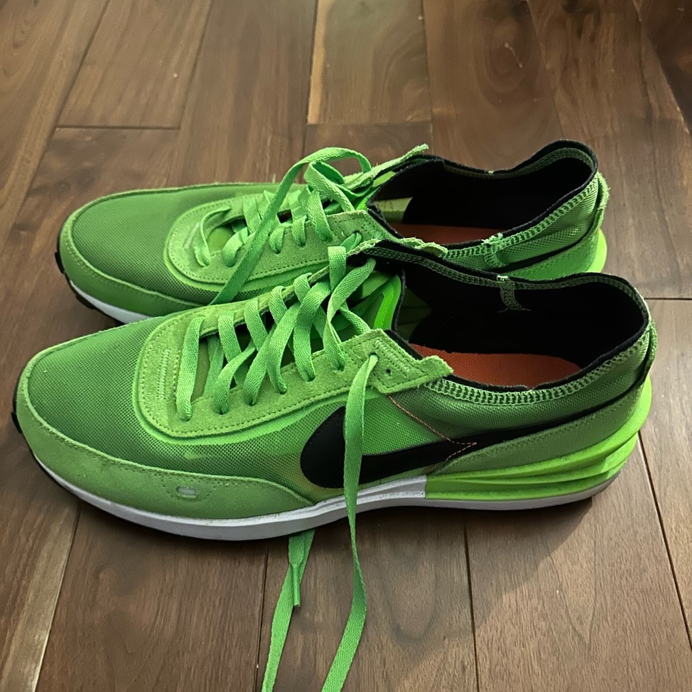 Nike Green Waffle One Shoes